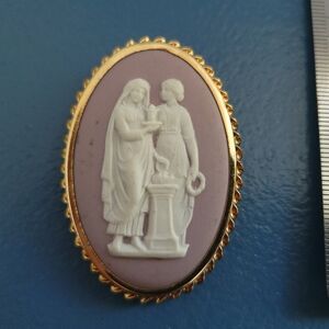 Vintage Wedgwood Brooch